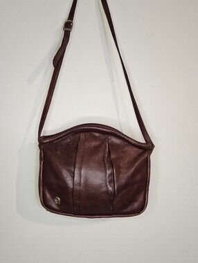 Etienne Aigner Vintage Dark Burgundy Leather 3-Compartment ShoulderCrossbody Bag
